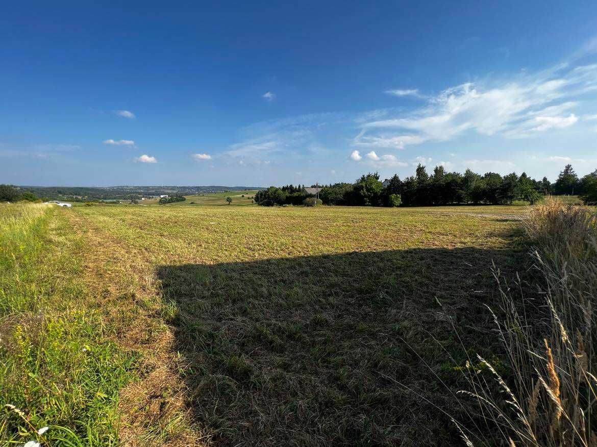 Widokowa działka na sprzedaż w Grojcu ul. Zamkowa