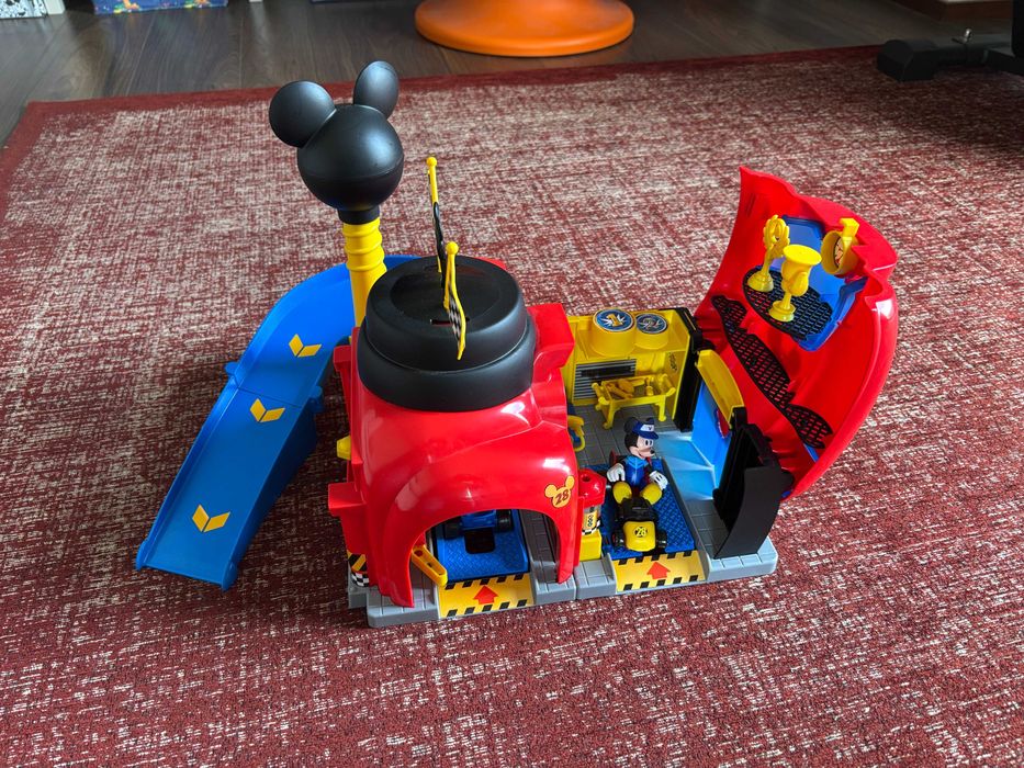 Oficina Mickey Super Pilotos