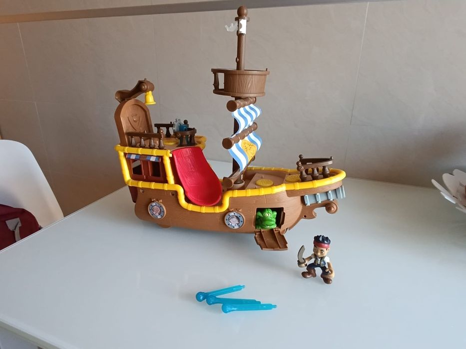 Barco pirata jak
