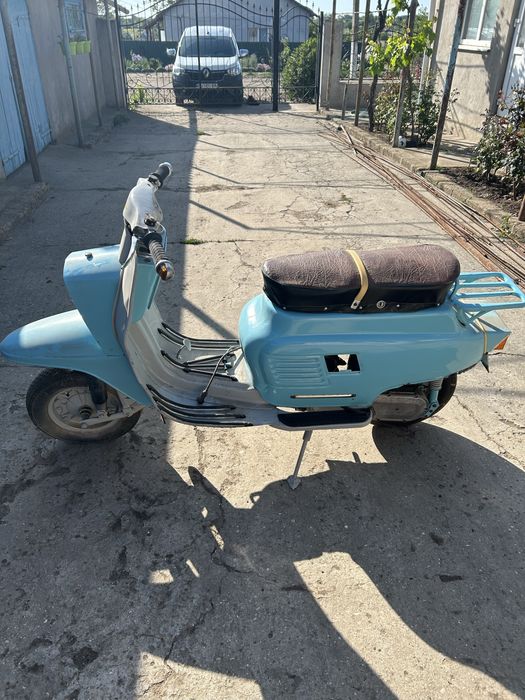 Продам мотороллер Вятка В-150М