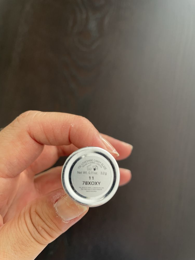 Batom YSL Candy Glaze vermelho