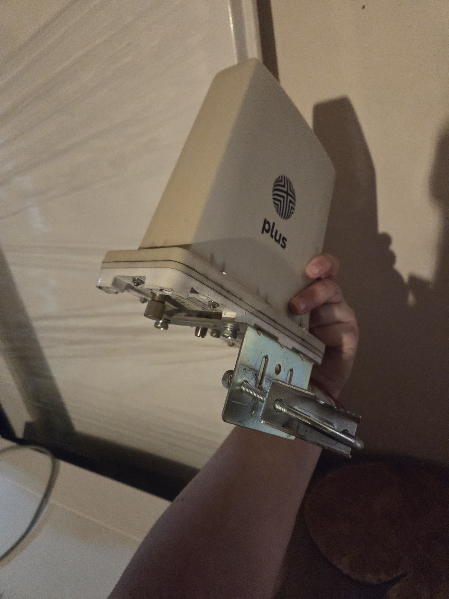 Router zewnetrzny antena plus na sim