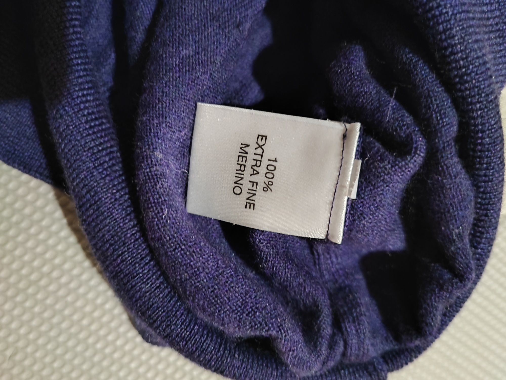 Męski wełniany sweter bluzka bluza w serek merino wool fioletowy XL