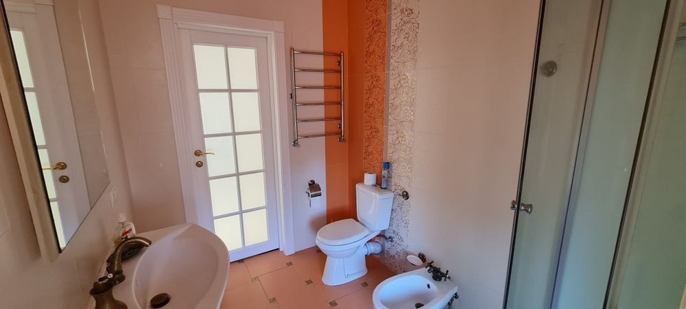 Довгострокова Оренда чудового будинку Лісова буча