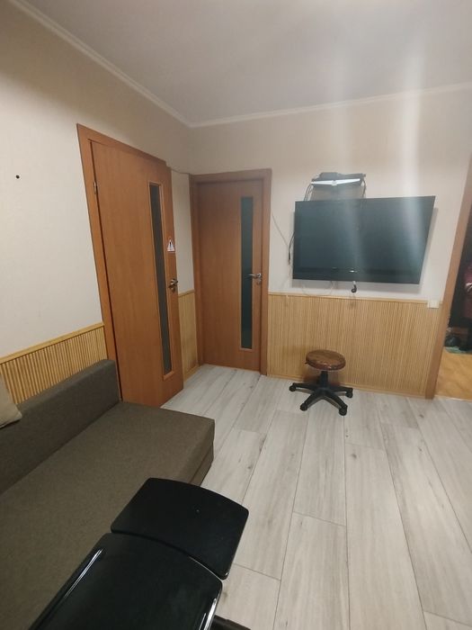 Здам 2-кімнатну квартиру-студію на Воскресенці поруч ТЦ “Квадрат”