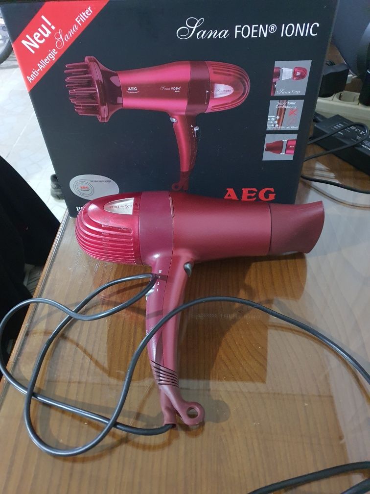 Secador de Cabelo AEG