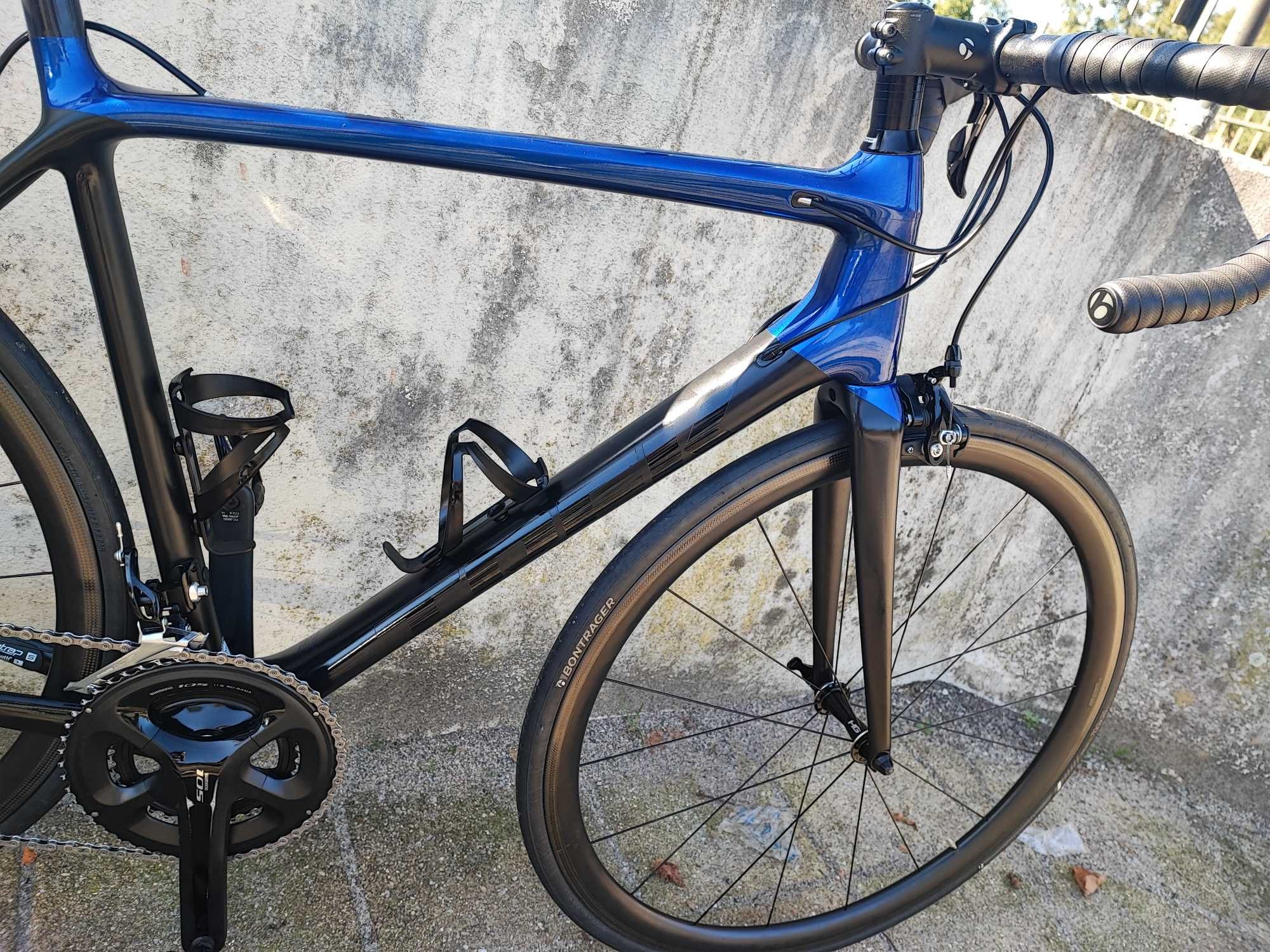 Bicicleta de estrada TREK