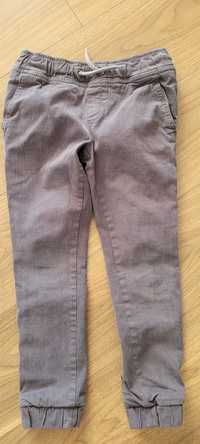Spodnie chłopiec 128 C&A ocieplane wiązane