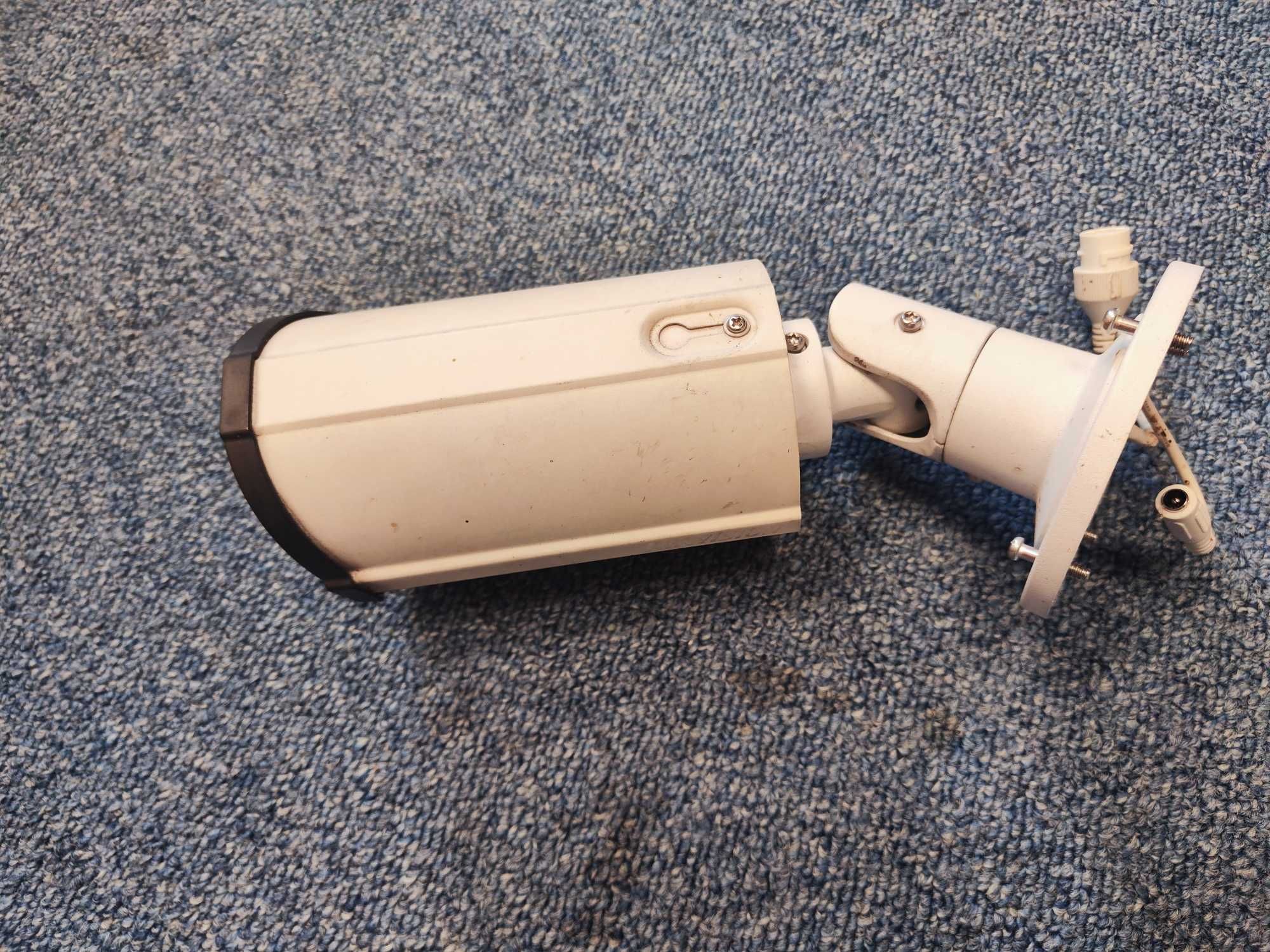 HIKVISION Kamera IP 2Mpx DS-2CD2620F-I