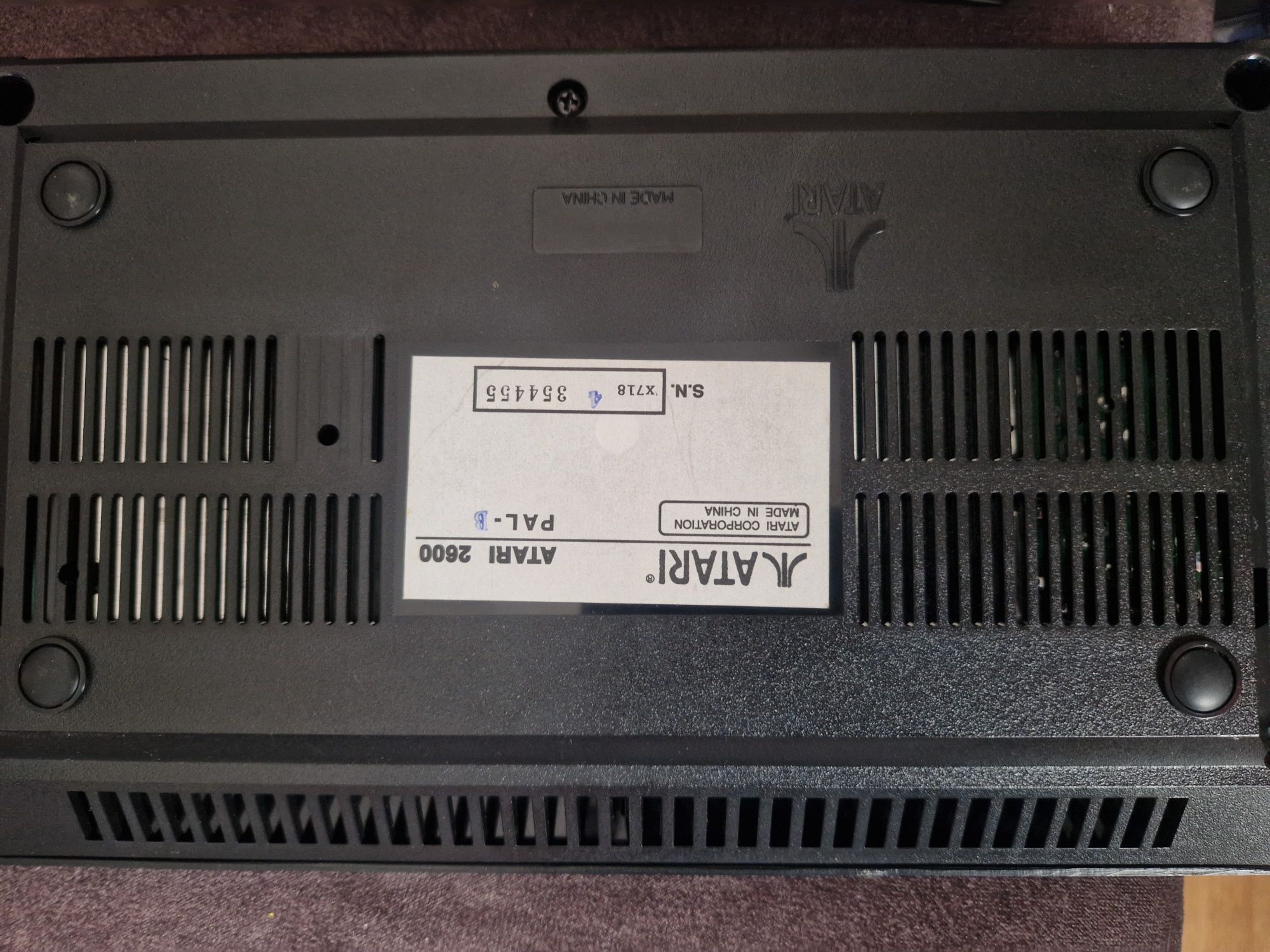 Konsola Atari 2600 + Gry + 2 pady + Oryginalne opakowanie