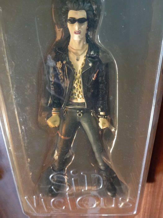 Boneco Sid Vicious Sex Pistols Ultra Detail
