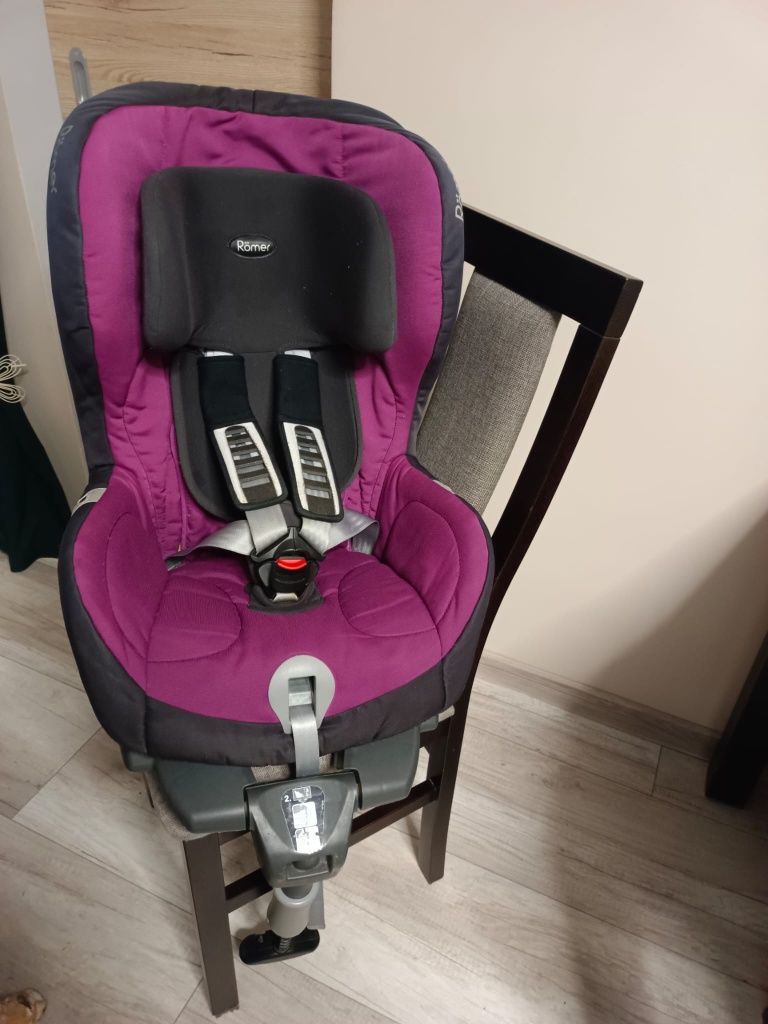 Fotelik britax Romer isofix 9-18 kg