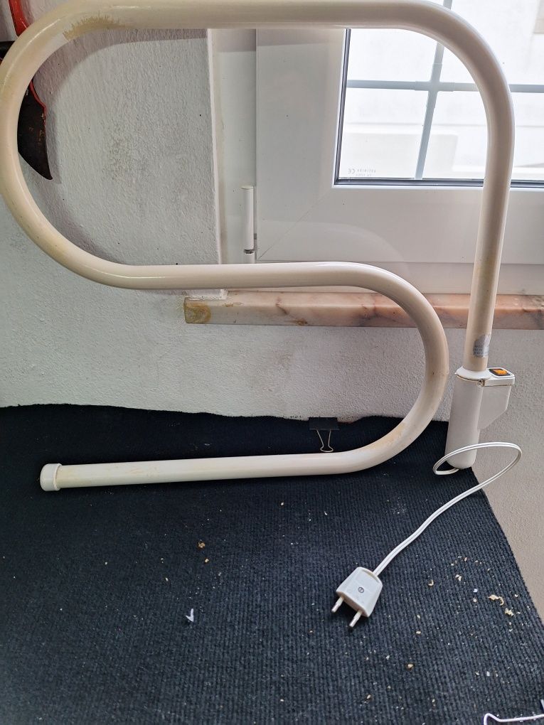 Vendo toalheiro eletrico