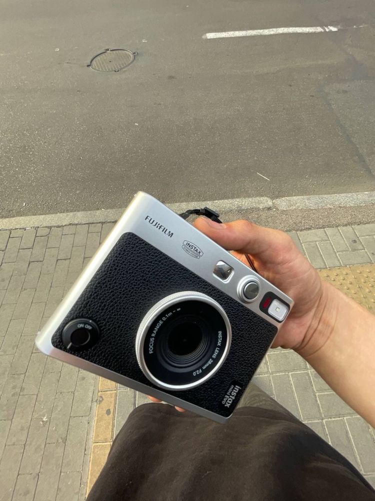 Instax Mini EVO black Як новий