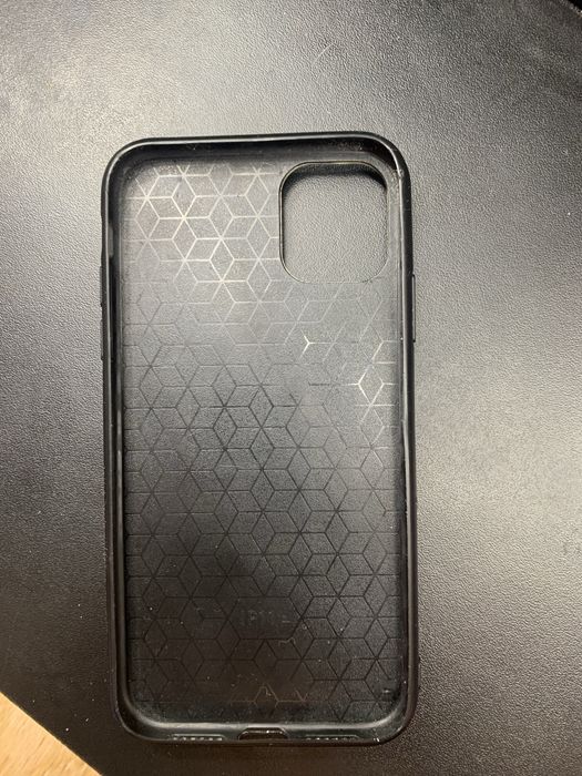 Чехол на Iphone 11