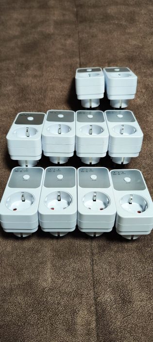 Реле контроля напряжения для защиты бытовых электроприборов, в розетку