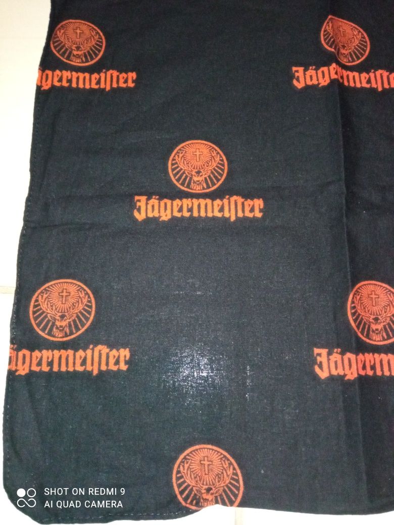 Бандана Jagermeister. Розміри : 52 см. Х52 см.