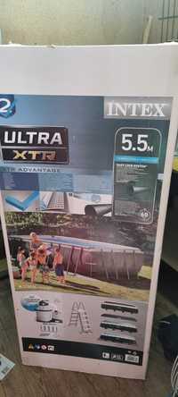 Piscina Intex Ultra XTR 5,49m x 2,74m x 1,32m