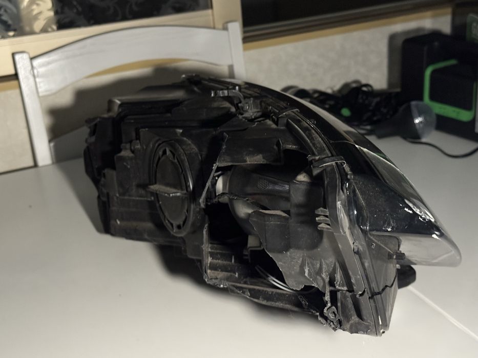 Оригінальна фара Audi A4 B9.5 FULL LED — робоча