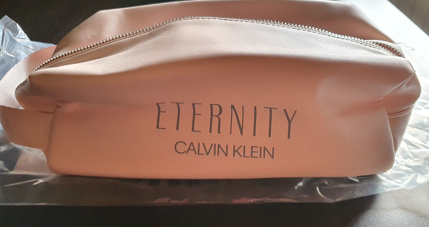 Kosmetyczka Calvin Klein