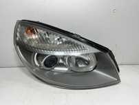 Renault Scenic II 2 03-06r Lampa Przód Przednia Prawa xenon Europa