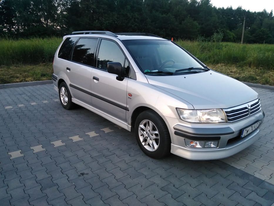 Mitsubishi Space Wagon Mitsubishi space wagon 6 osobowy automat