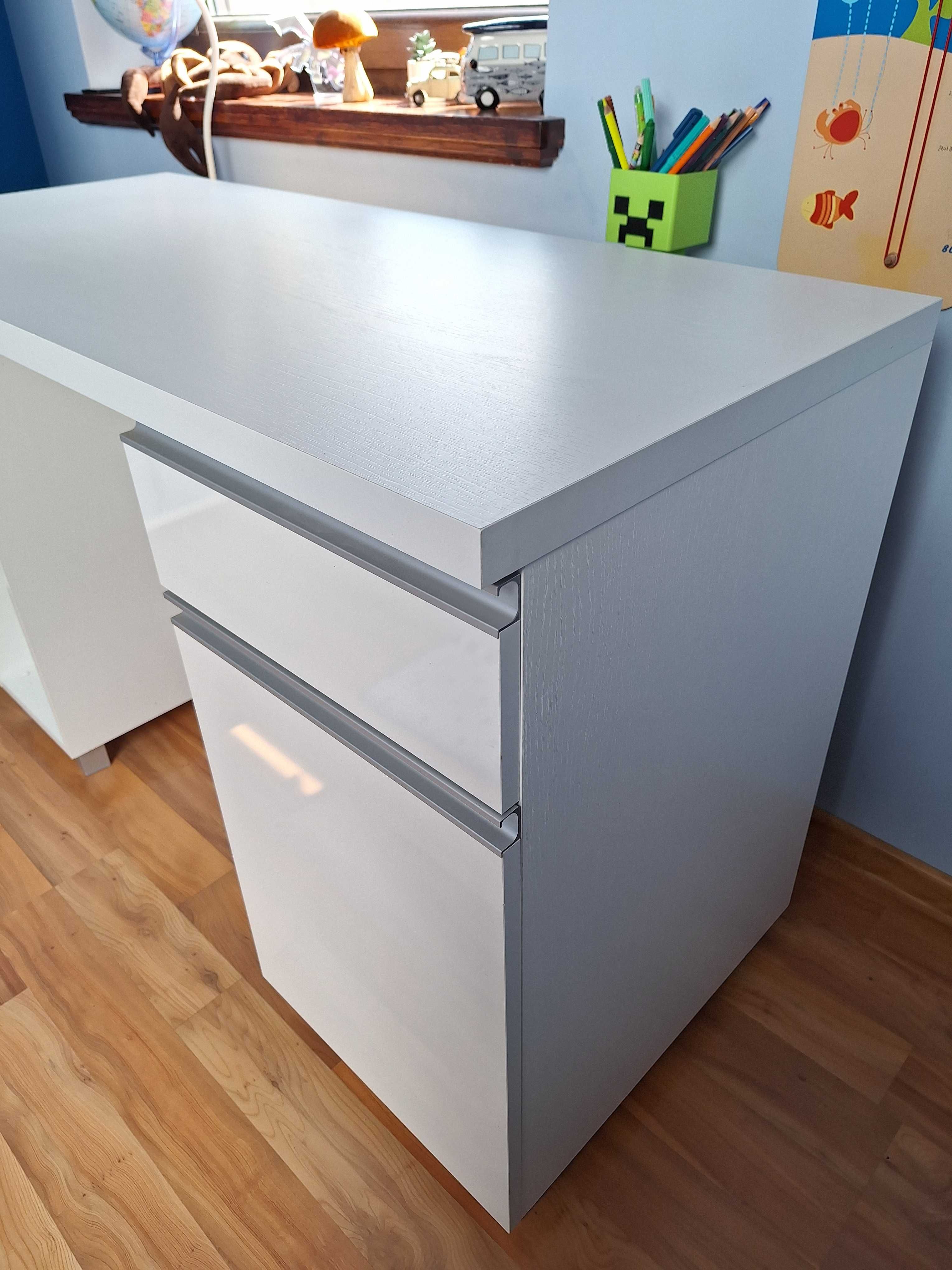 Biurko białe 120x53