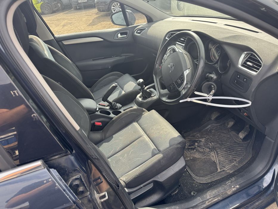 Citroen C4 VTR+HD 1,6 Diesel 2012R, Anglik z Kluczykami