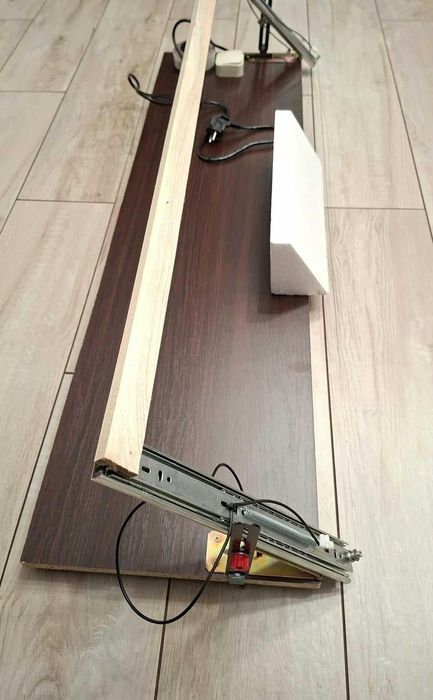 Gilotyna do cięcia styropianu EPS XPS regulowany kąt maszyna maszynka