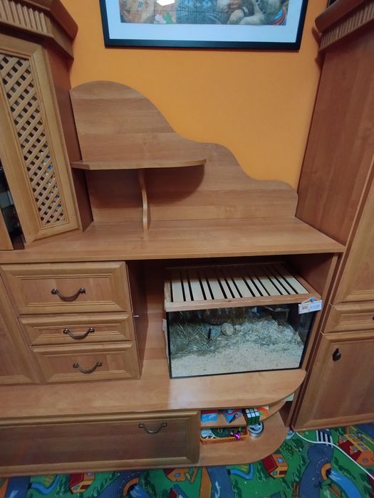 Meblościanka szer 2,88 x wys.1,95 x gł55