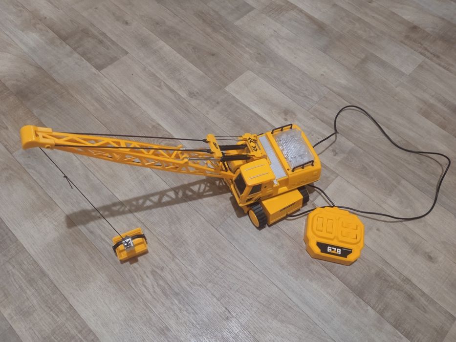 Экскаватор на управлении