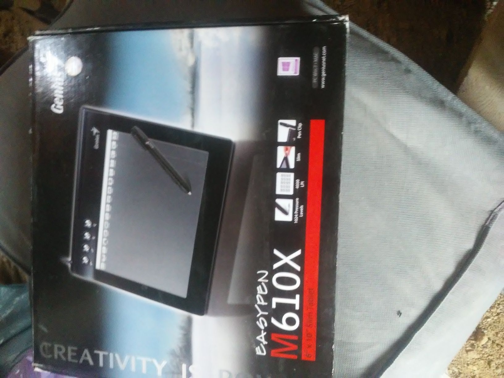 Tablet graficzny easypen M610X