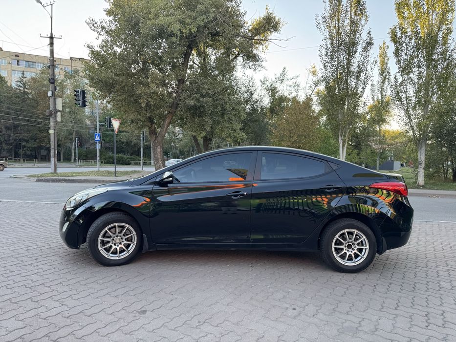 Hyundai Elantra (Внесок від 15%) Кривий Ріг Твоє Авто