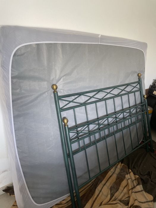Cama ferro moderna