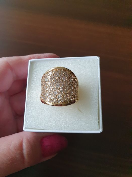 Szeroka obrączka w kolorze złota  -  17