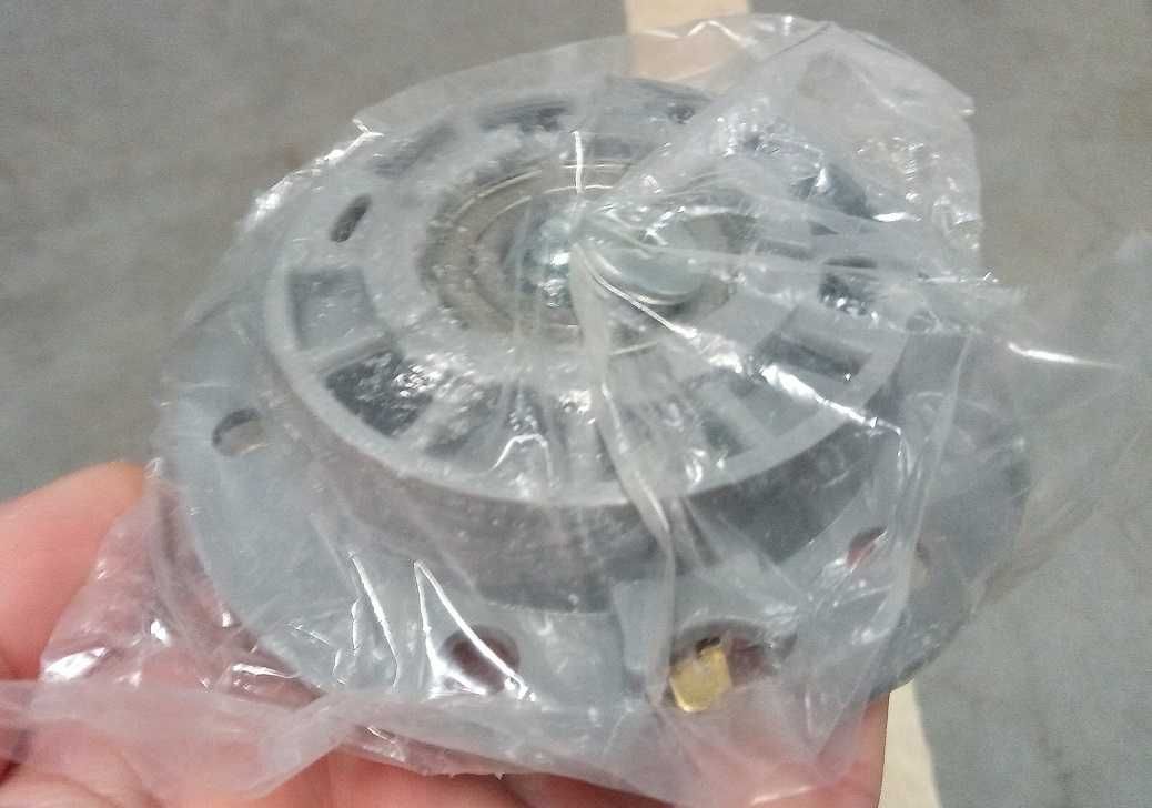Łożysko kompletne Pralki Whirlpool Polar Indesit ładowanej od góry
