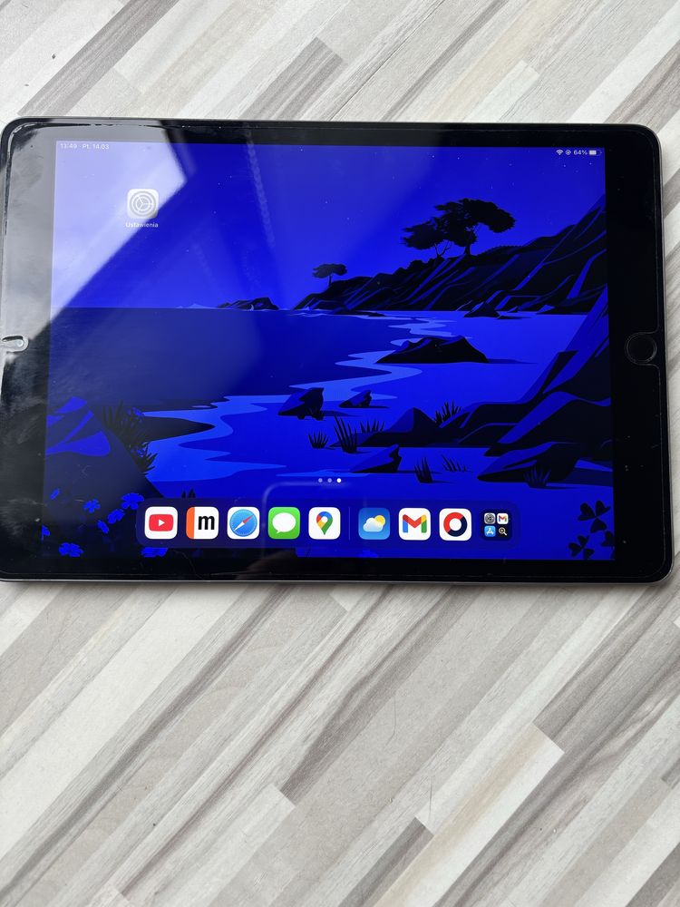 iPad (7. generacji) 32 GB Wi-Fi + Cellular, 10.2 cala