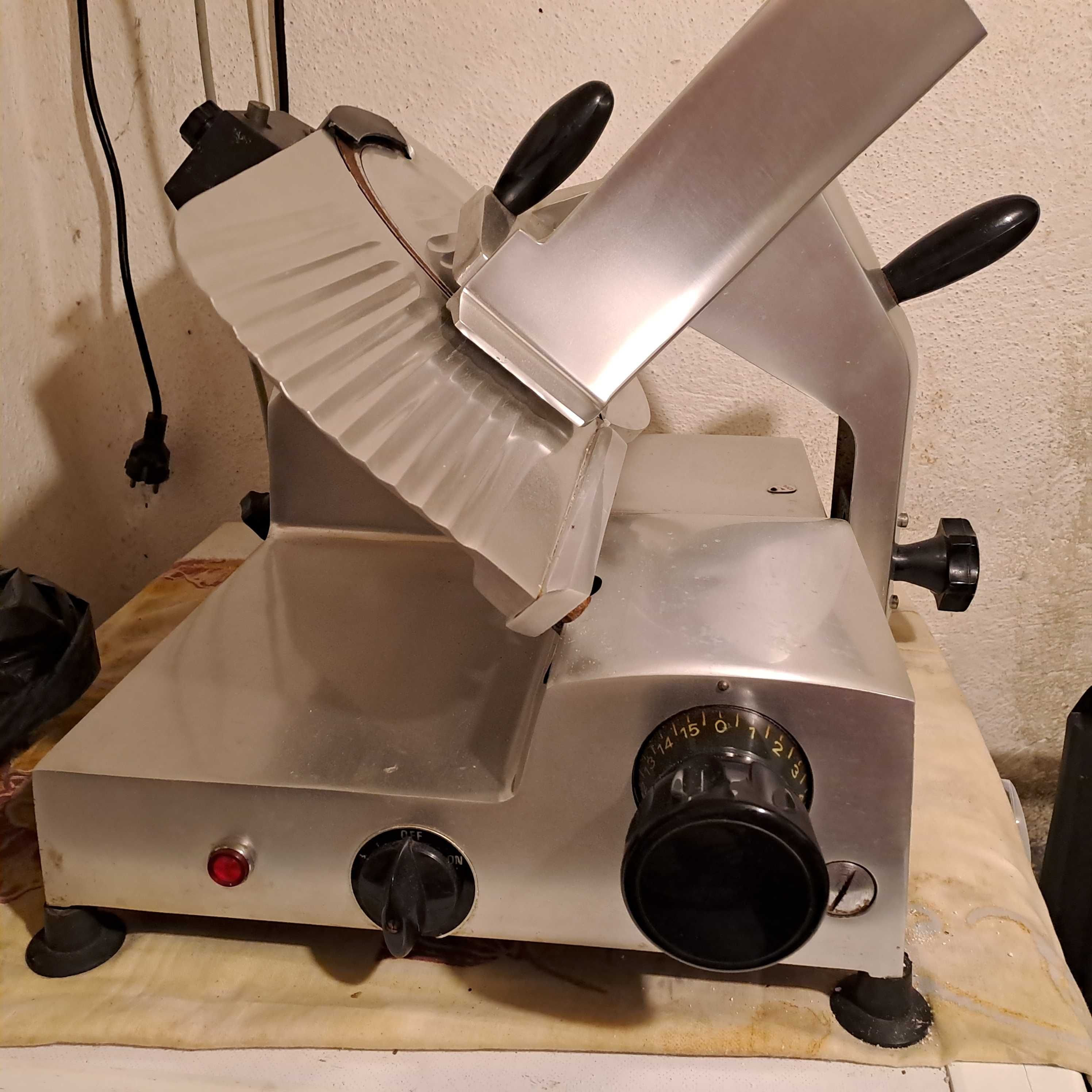 Máquina de curtadora queijos e fiambre
