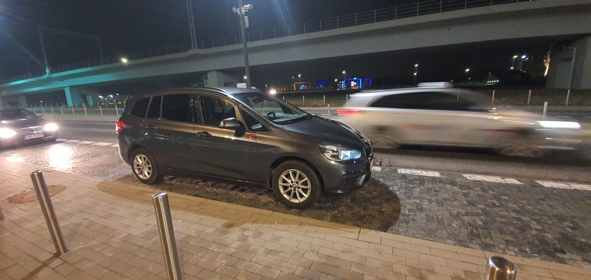 Bmw 2 GT 7 osobowe Najtańsza Wypozyczalnia , wynajem samochodów  ,