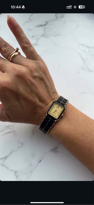 Продам наручний годинник