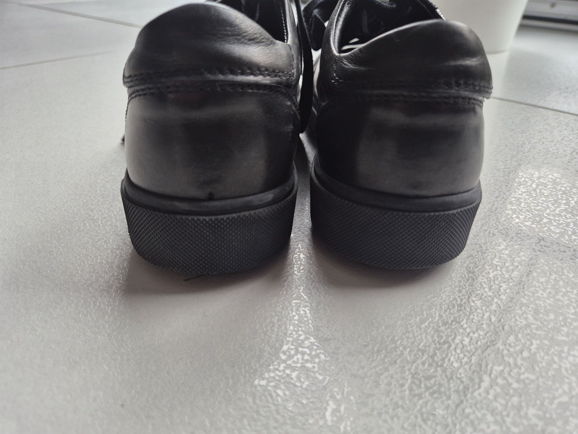 Buty damskie Wojas roz. 37
