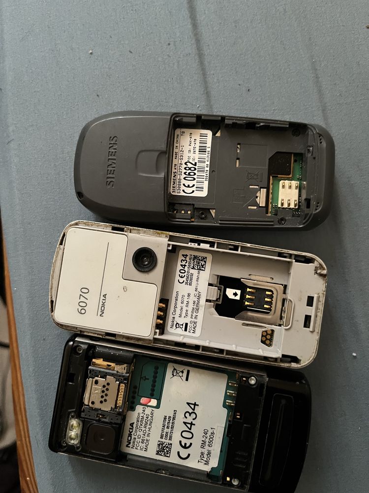 Siemens A52, Nokia 6070, Nokia 6500 Slide UI
