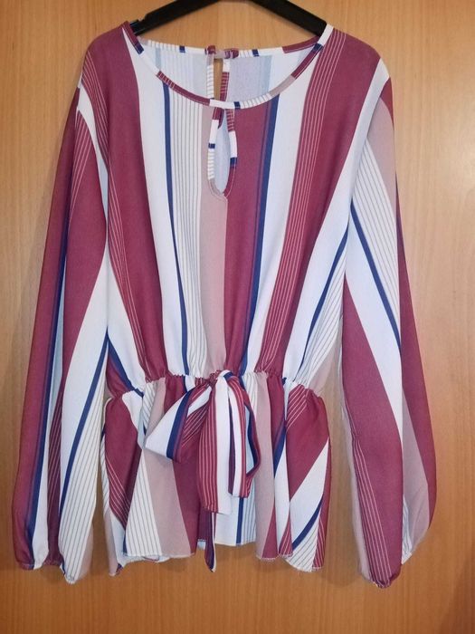 Blusa Senhora, Tamanho S / M, como nova