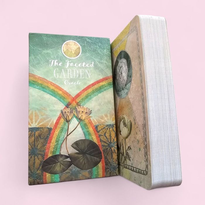 Oráculo "The Faceted Garden"