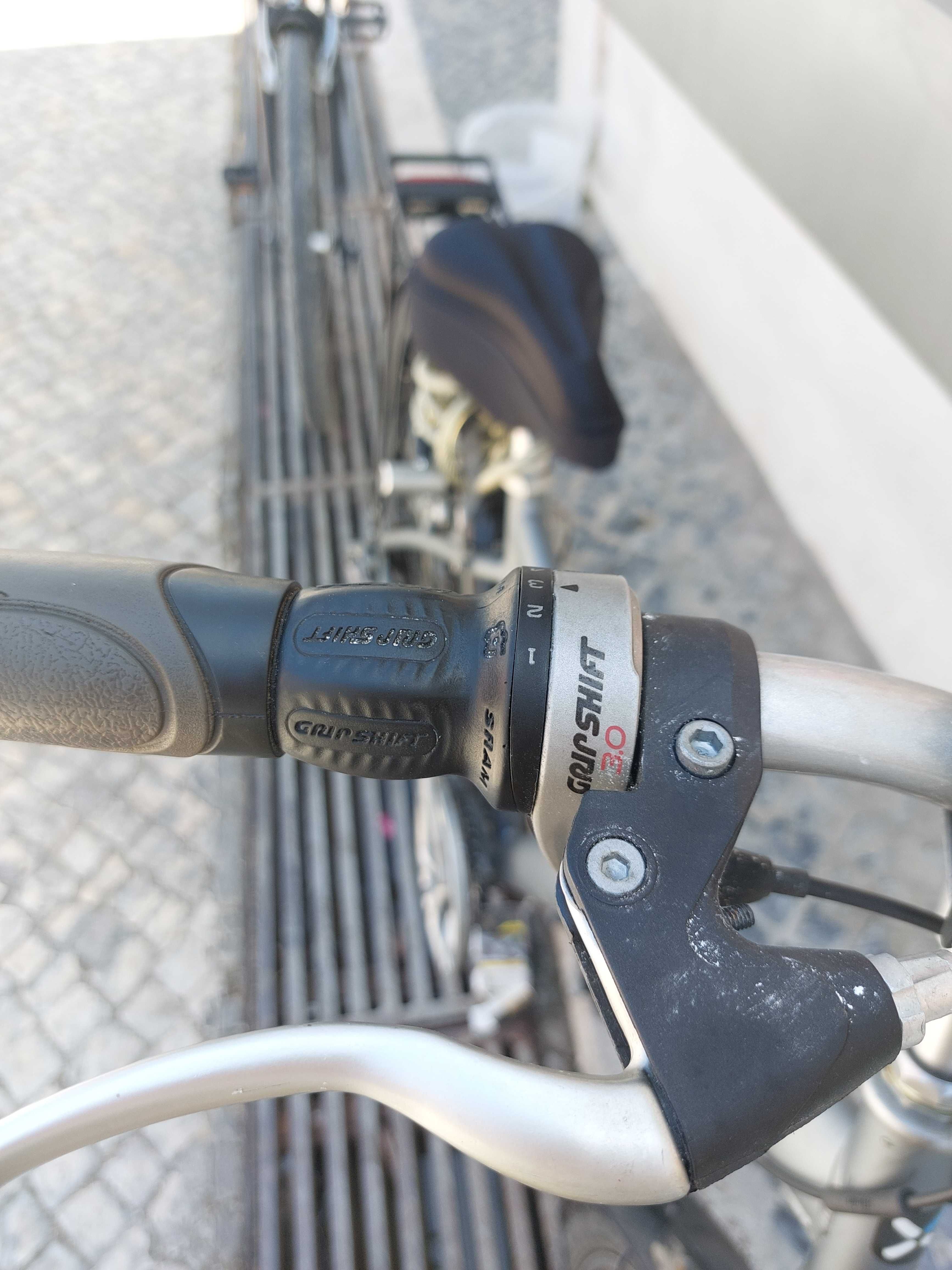 B'Twin Original 500 (hibrida) – 21v  posso vender 1 ou o par
