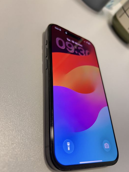 Iphone 15 pro - exelente