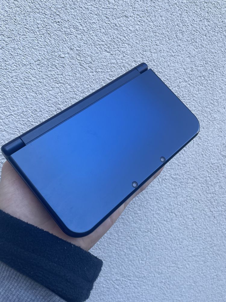 New 3DS XL (Desbloqueada, Todos os Pokemon/Mario/Zelda/Inazuma)