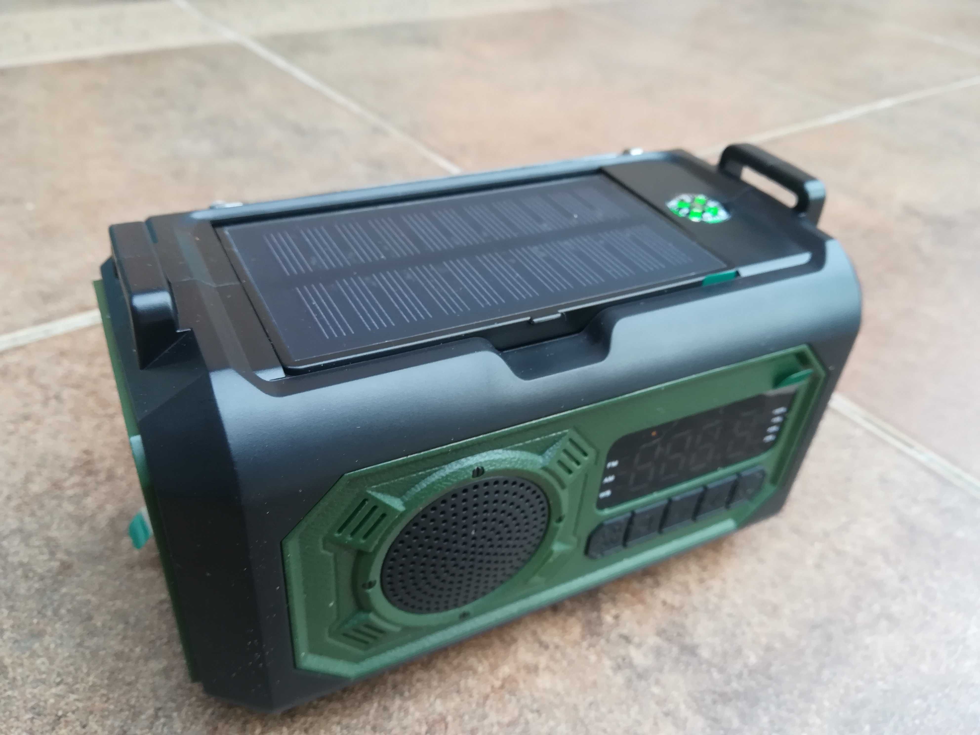 Przenośne surviwalowe radio AM/FM/NOAA , lampa , powerbank 12000mAh