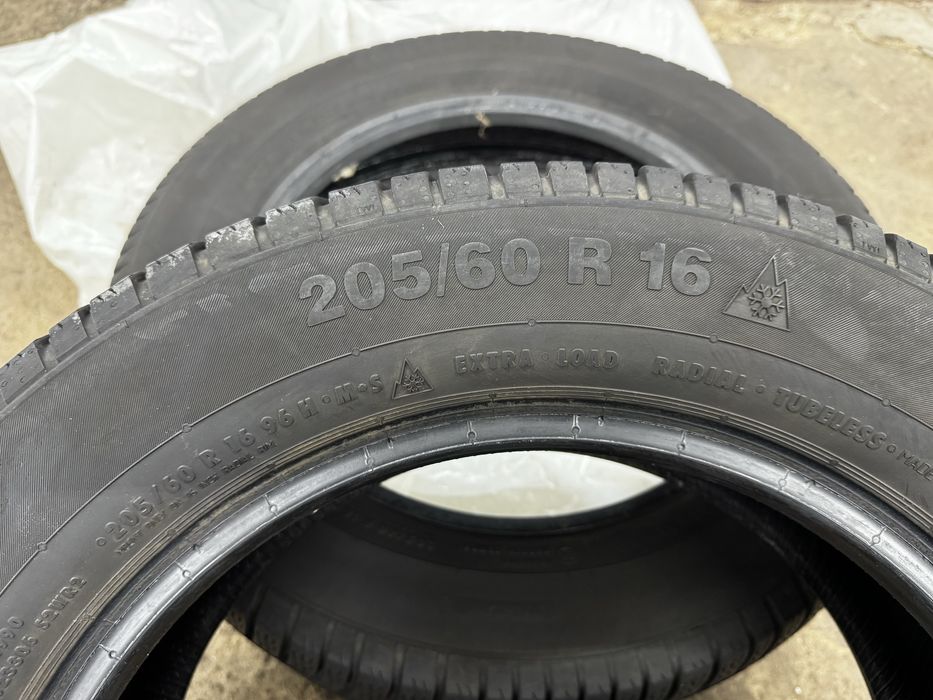Opony zimowe Continental  205/60R16