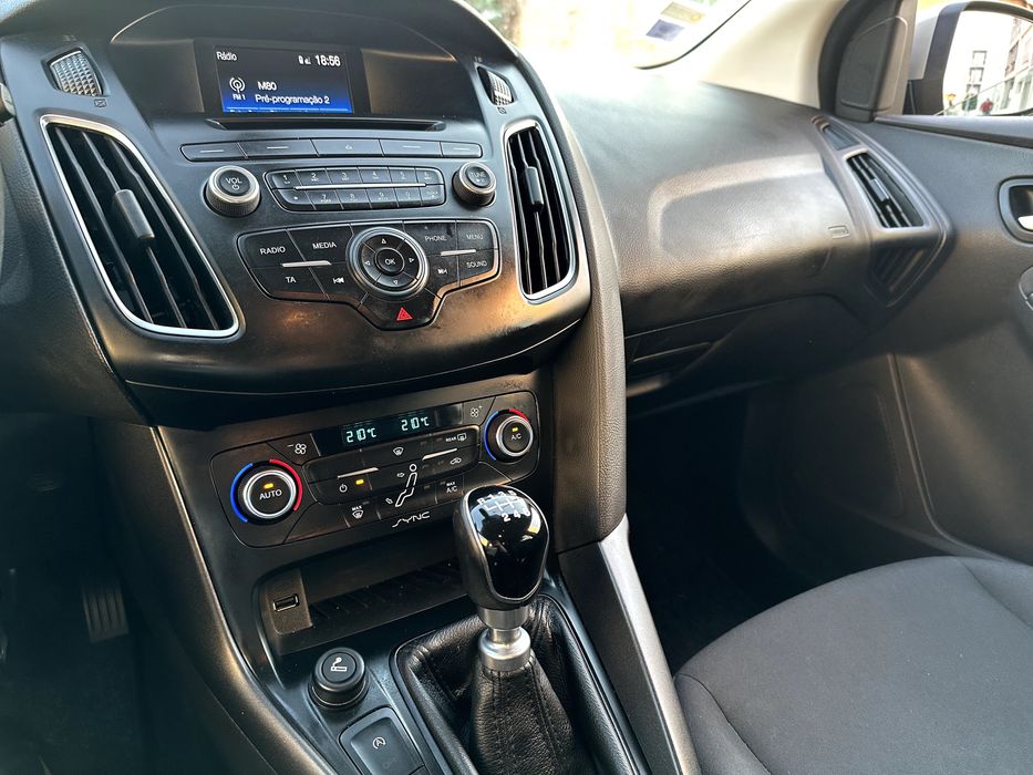 Ford Focus Diesel 2016 em óptimo estado